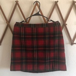 Hollister red plaid mini skirt with small slit and high waist